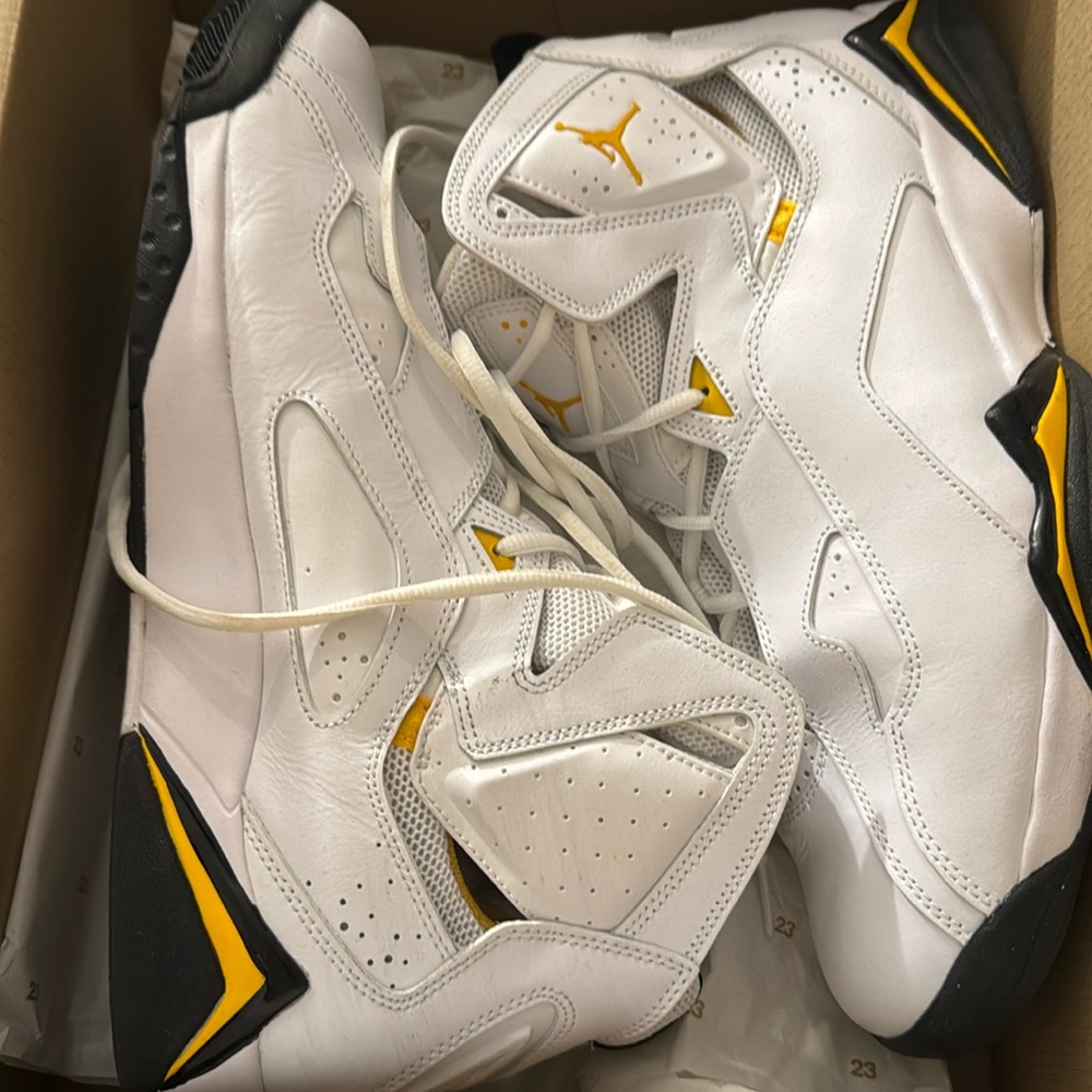 Jordan True flight Men size 13